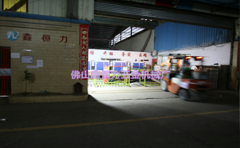 鑫恒力專利產品，全自動水平電解退黑鈦流水線出貨