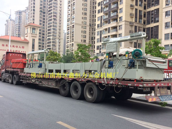 12米不銹鋼鍋片蝕刻機出貨！